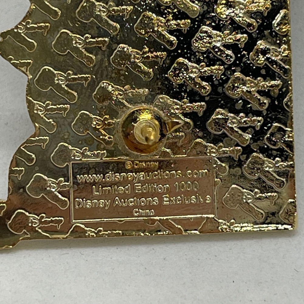 Disney Auctions Marie Fish Fry Pin Aristocats LE 1000 Exclusive Enamel Pin - Picture 3 of 5